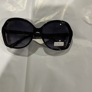 Tommy Hilfiger Sunglasses